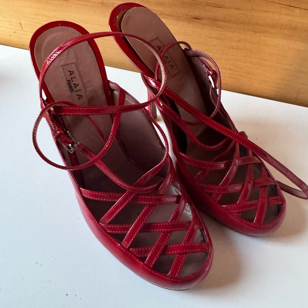 Alaia Vintage Red Patent Leather Strappy Women's Sandals 37